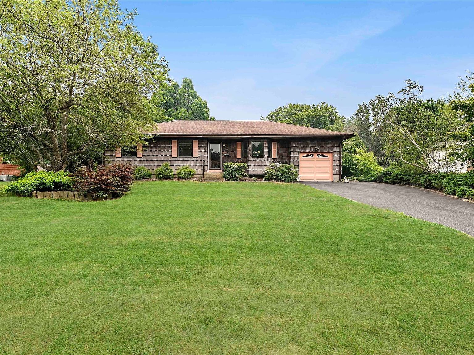 99 Donna Drive, Calverton, NY 11933 Zillow