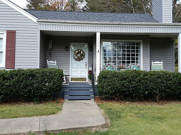 5th image of 1620 Holston Dr