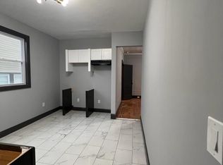 135 Tremont Ave FLOOR 1, East Orange, NJ 07018