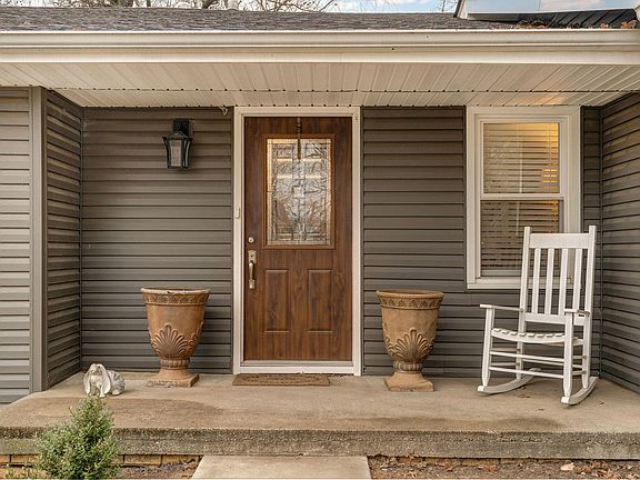 5th image of 1313 W Primrose Street