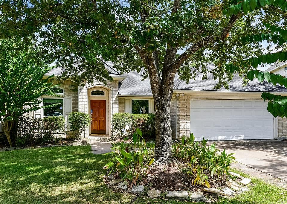 1st image of 17554 Forest Vine Ct