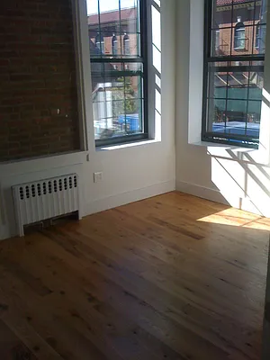Rented by Nooklyn NYC LLC | media 9