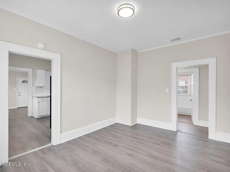 6418 Sapphire Dr — Photo 15