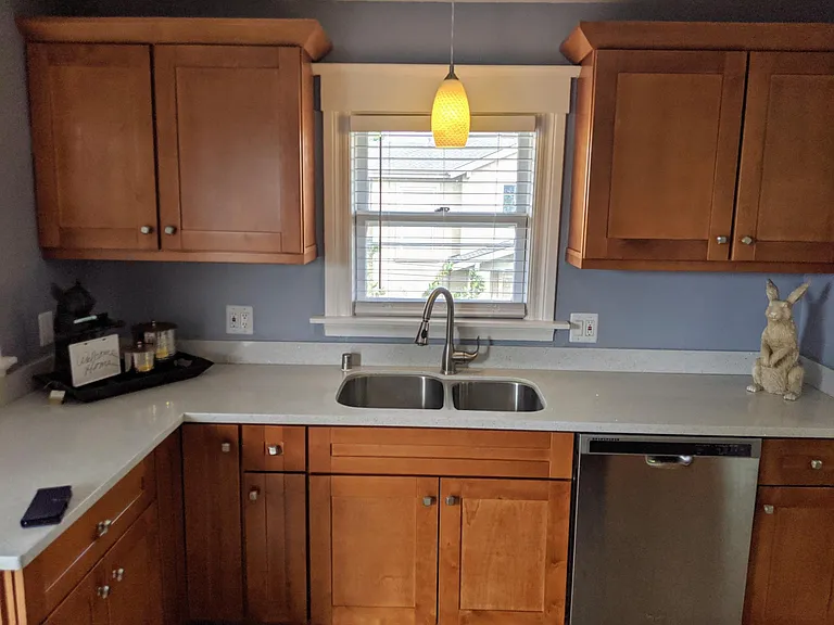 547 E Julian St — Photo 8