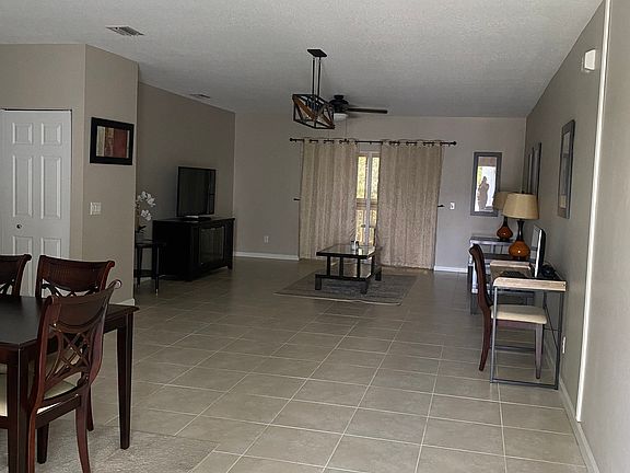 3rd image of 2081 SE Wild Meadow Cir