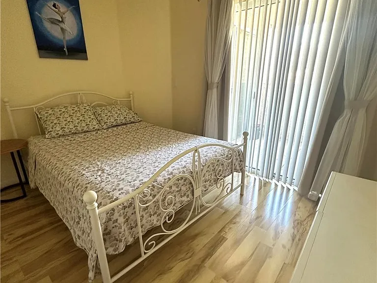 517 Indian Bluff St #202 — Photo 13