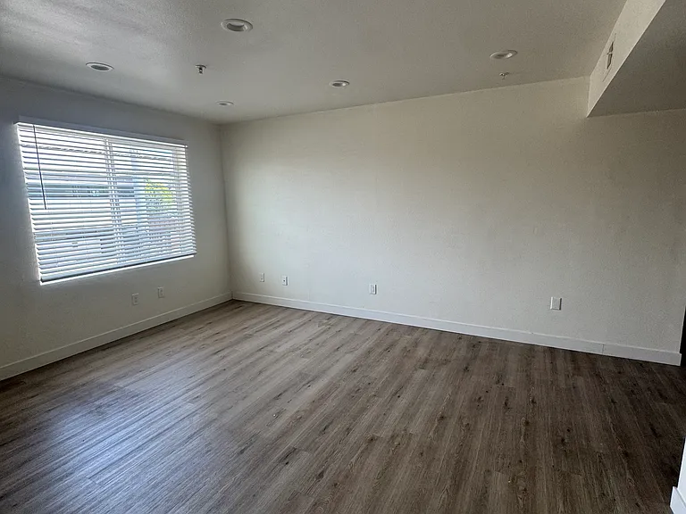 8732 Reading Ave #3 — Photo 3