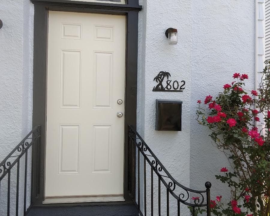 1st image of 802 Wilson Dr #802