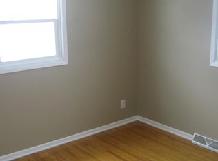 620 4th Ave SE APT 2, Rochester, MN 55904