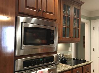 205 Twin Oaks Pl #205, Cary, NC 27511