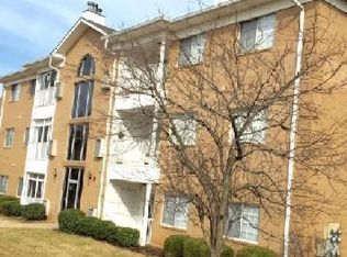 8502 Atrium Dr APT 803, Louisville, KY 40220