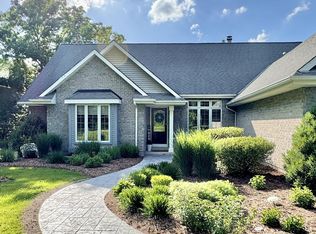 W2266 Kniep Rd, Elkhorn, WI 53121