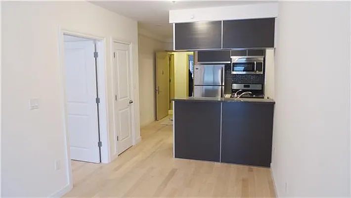 Rented by Avenue Sotheby's International Realty | media 28