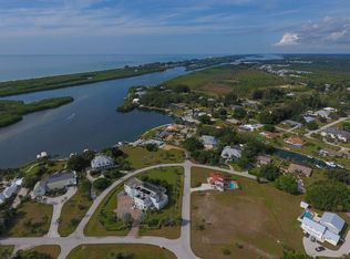 140 Green Dolphin Dr, Placida, FL 33946