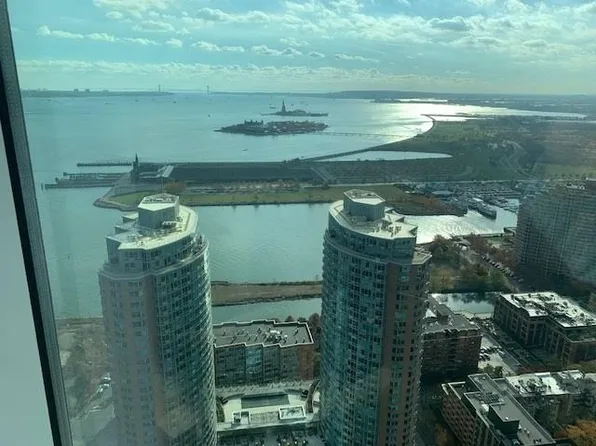 77 Hudson Street image 10 of 19