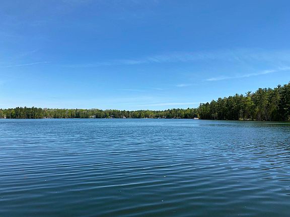 3rd image of Leelanau Trl
