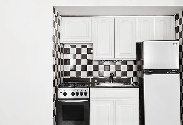 Rented by Compass | media 3