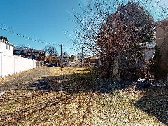2nd image of 9115 Bedell Ln