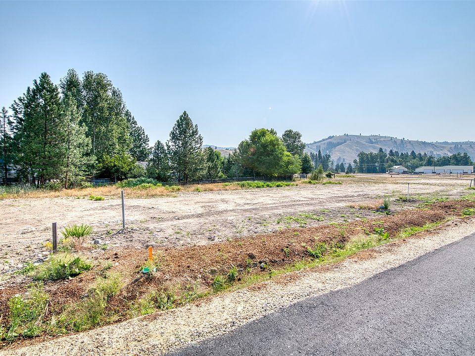 1st image of Nhn Kay Ln Lot 8