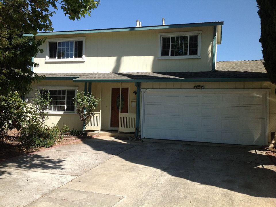 1st image of 1310 Bacchus Dr