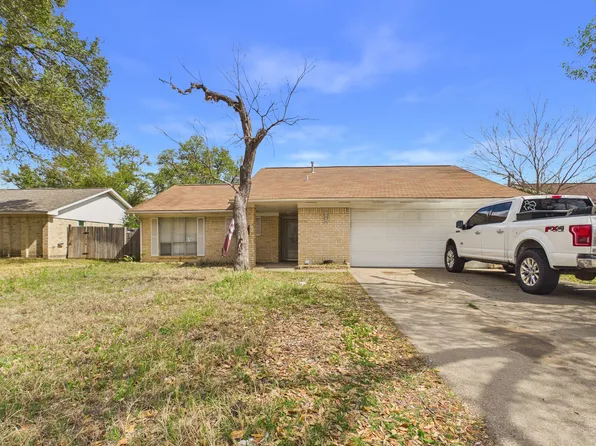 1813 Langford St, College Station, TX 77840