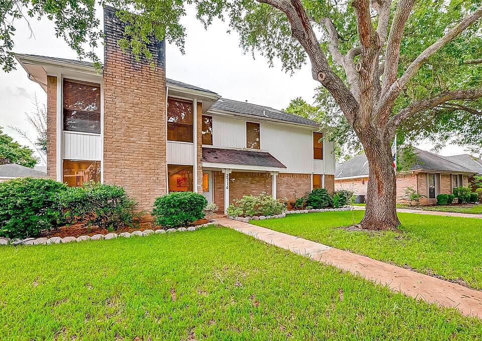 1st image of 2714 Green Fields Dr
