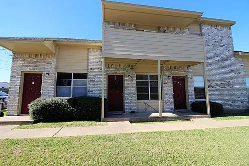 1104 Spring Loop #C Photo 1