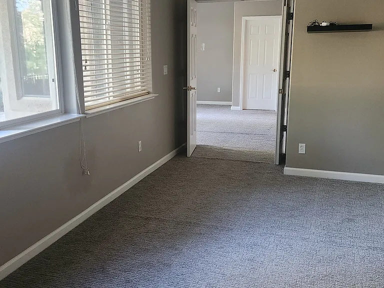 1921 Quail Creek Ct — Photo 22