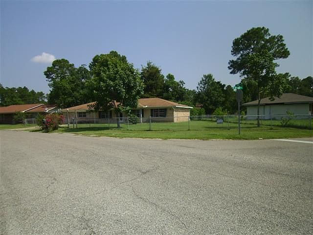 1st image of 2527 Todd Dr