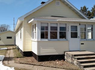 236 Hemlock St, Kingsford, MI 49802