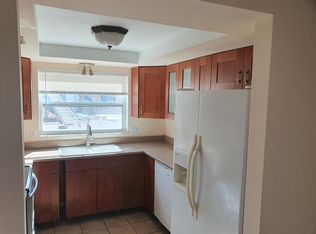 2751 S Pines Dr UNIT 4, Largo, FL 33771