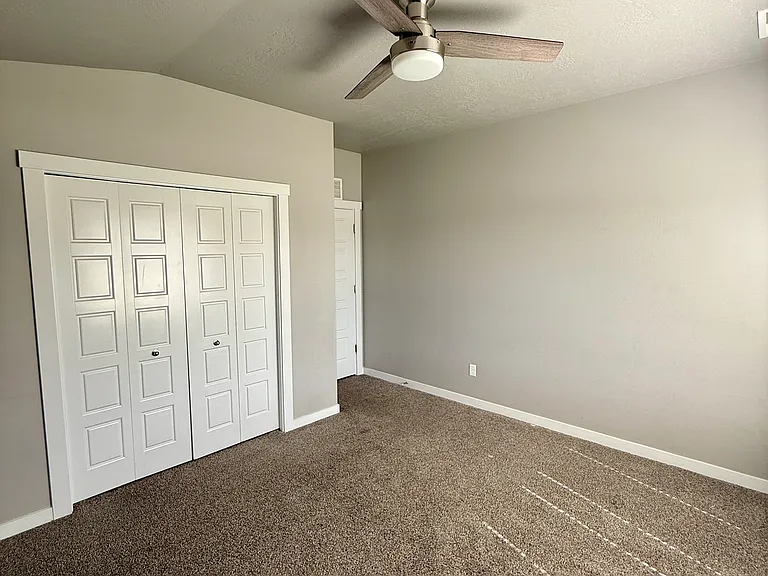 Guest bedroom 3