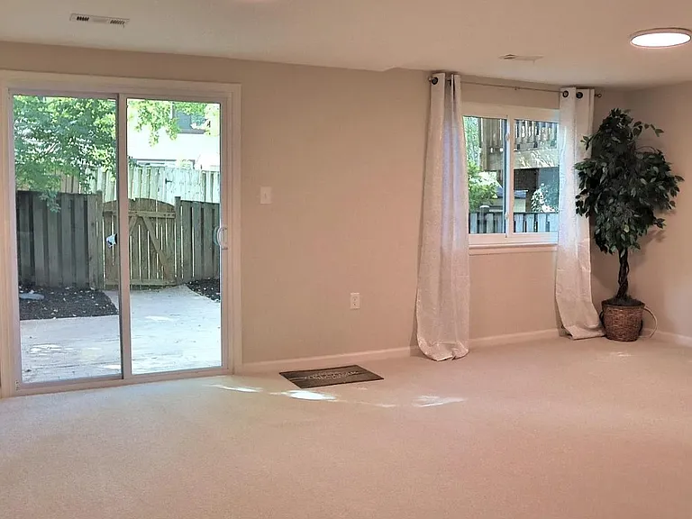 9079 Centerway Rd — Photo 13