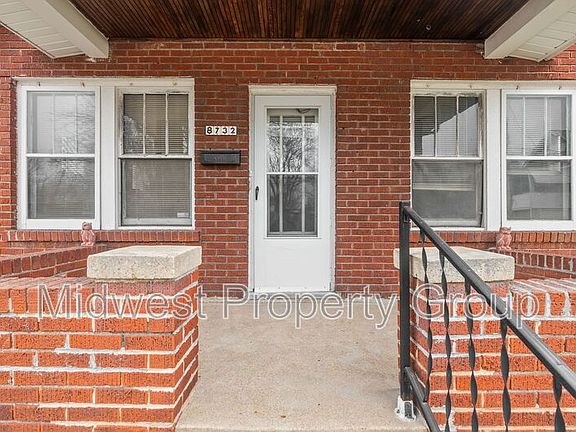 3rd image of 8732 Ezra Dr