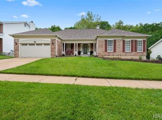 500 Terrington Dr, Ballwin, MO 63021