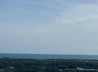15051 Royal Oaks Ln APT 2403, North Miami, FL 33181
