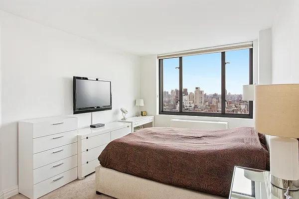 Rented by Compass | media 4