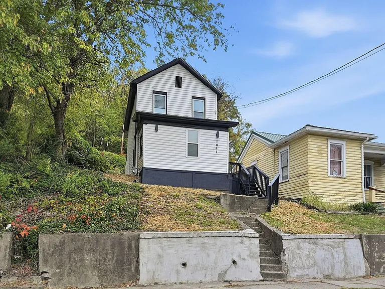 1041 Market St — Photo 5