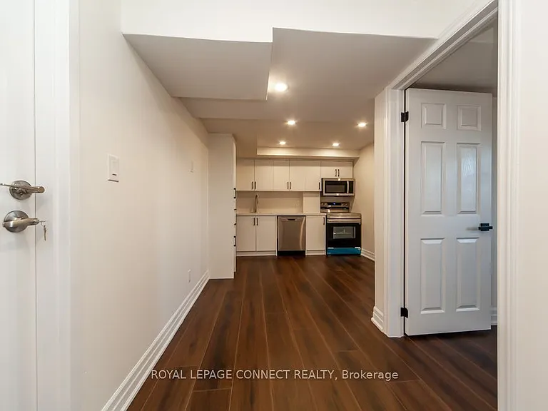 2412 Moonlight Cres #BASEMENT — Photo 12