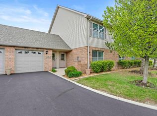 11014 Beacon Ct, Saint John, IN