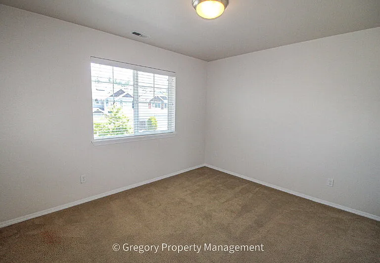 22924 42nd Dr SE — Photo 32