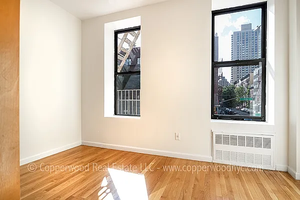 Rented by Copperwood Real Estate | media 14