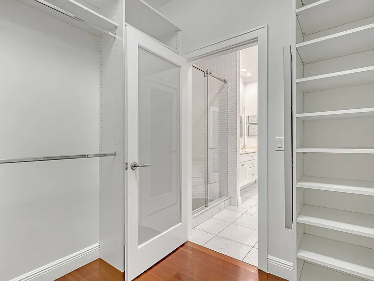 72 SE 6th Ave E #Townhouse C — Photo 5