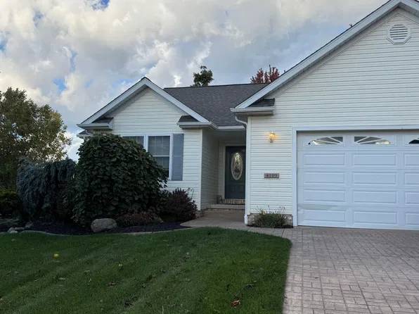 4109 Blueberry Dr, Erie, PA 16510