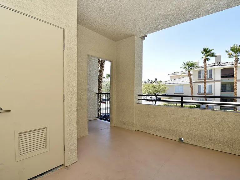7189 S Durango Dr #202 — Photo 3