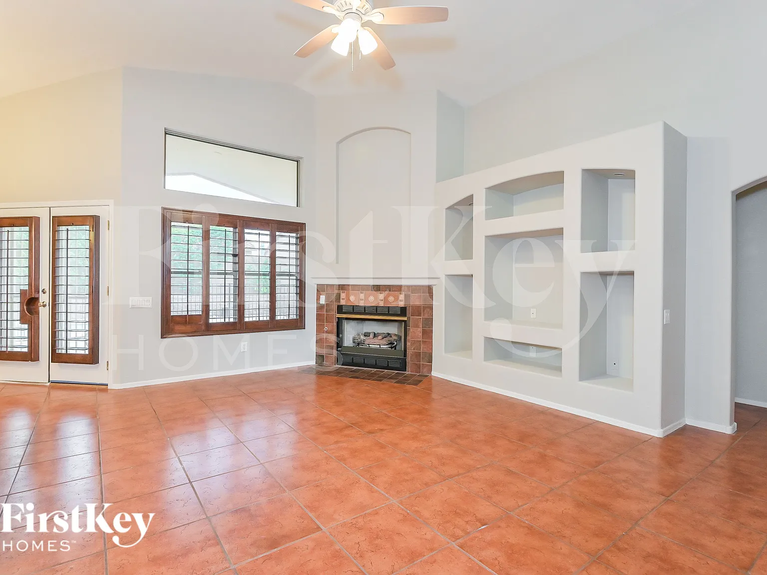 4 bed, 2.5 bath, 2175 sqft, $2,350 — Photo 3