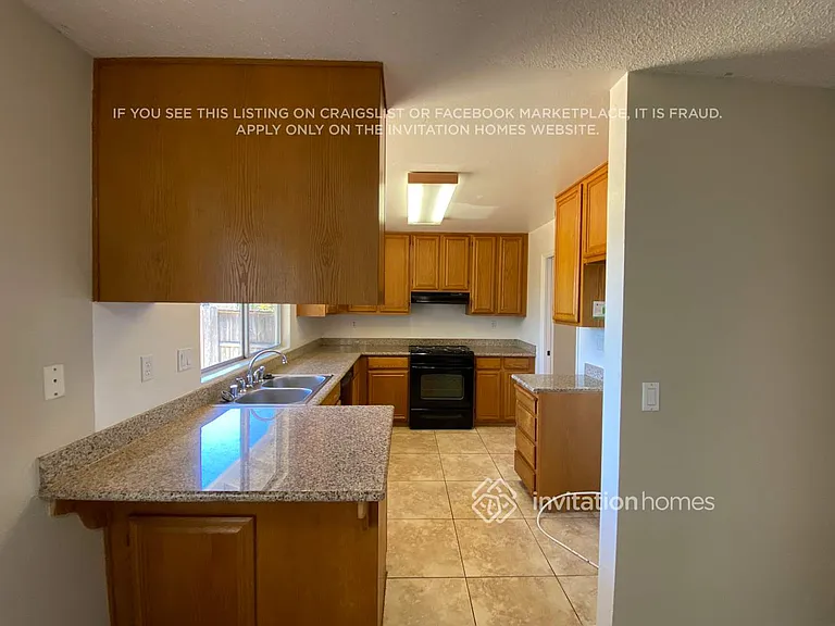 4886 Birkdale Cir — Photo 6