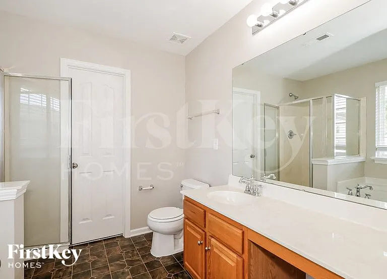 163 Ranlo Ave — Photo 11