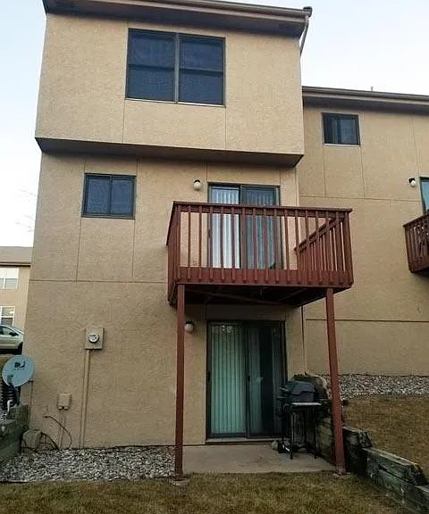 2163 Austrian Way — Photo 2