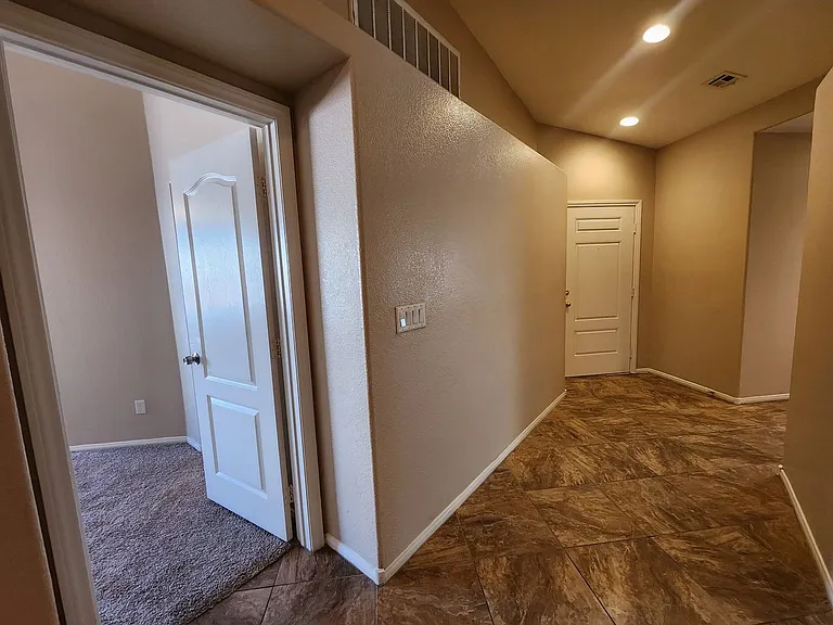 616 Seneca Ridge Ave — Photo 11